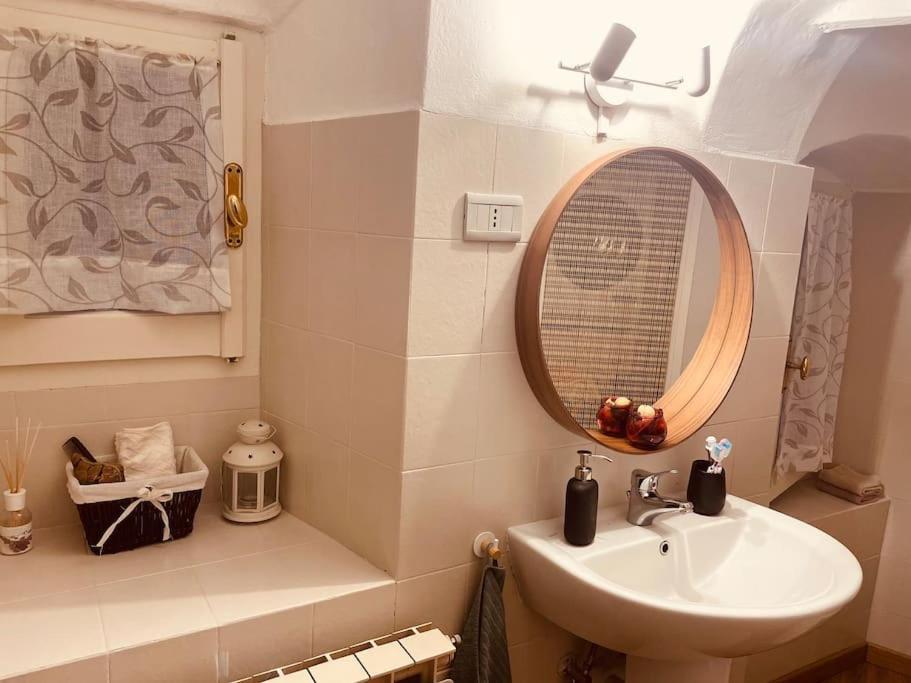 Apartamento “A Ca Di Amelia” Savona Exterior foto